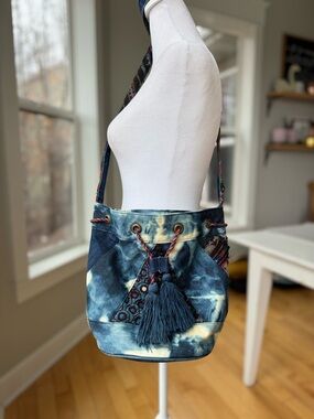 Earthbound Trading Co. Navy Blue Embroidered Fringe Tassel Bucket Bag Crossbody